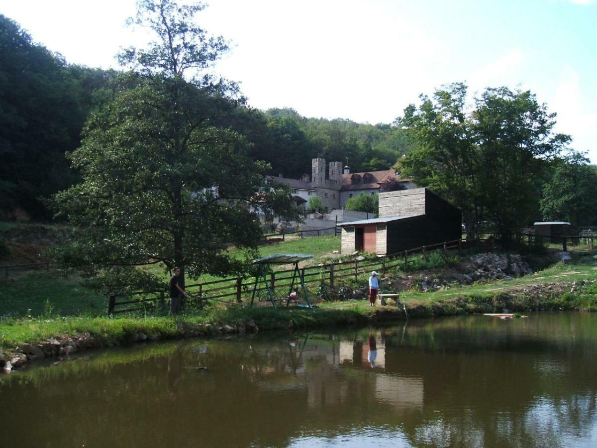 הוילה Saint-Sernin-du-Bois Domaine Du Bas De Chene מראה חיצוני תמונה